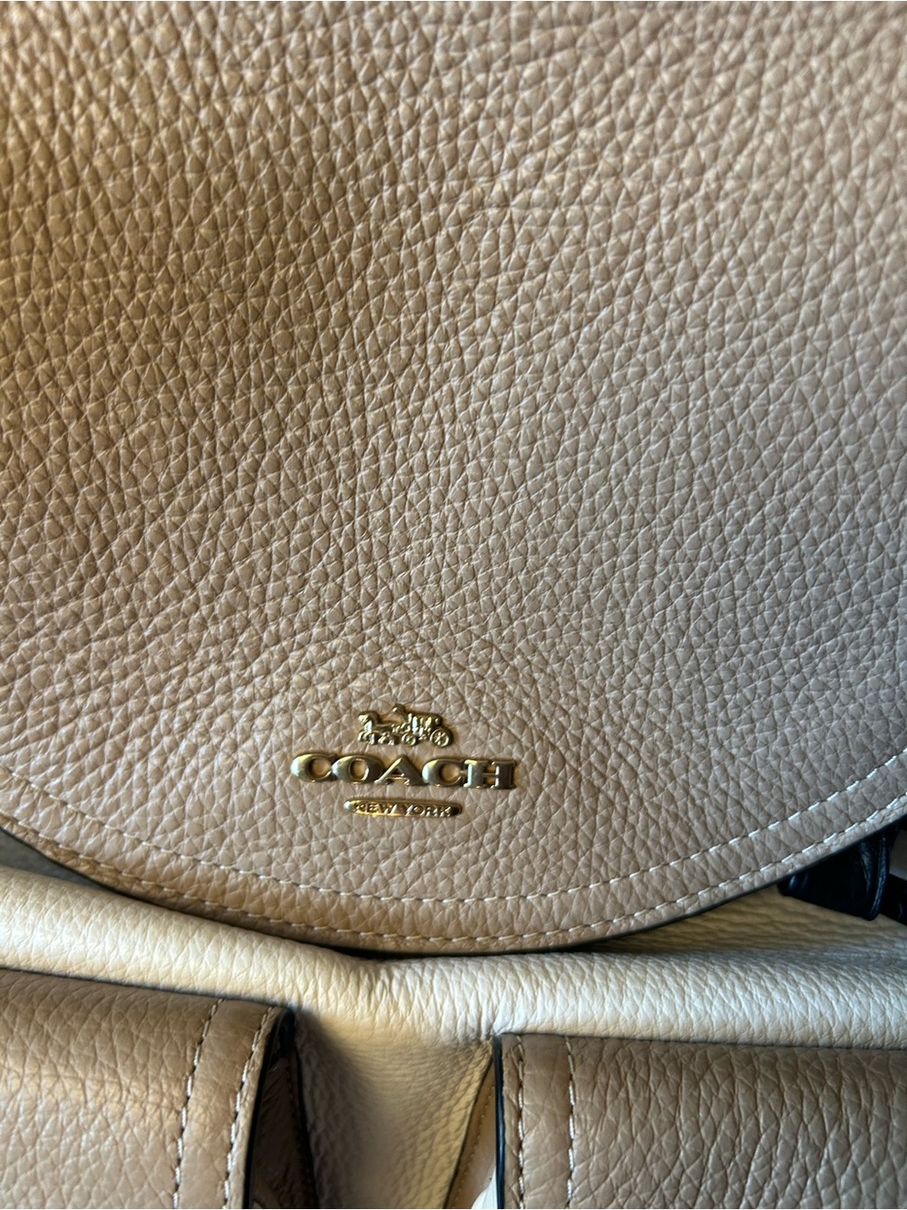 NWOT Coach Pennie Two-Tone Tan & Cream Pebbled Leather Backpack - Picture 3 of 12